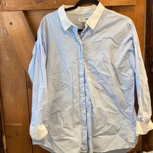 Old Navy Boyfriend button down, blue and white.